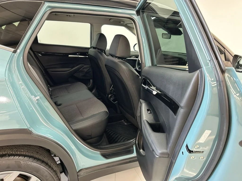 Used 2024 Blue / Black Kia S image 16