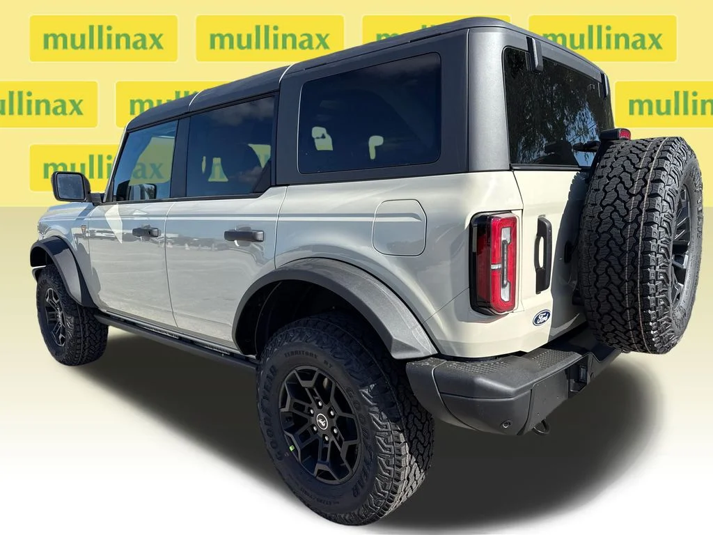 New 2026 Beige Ford Badlands image 4
