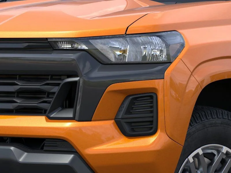 2025 Chevrolet Colorado LT - Photo 10