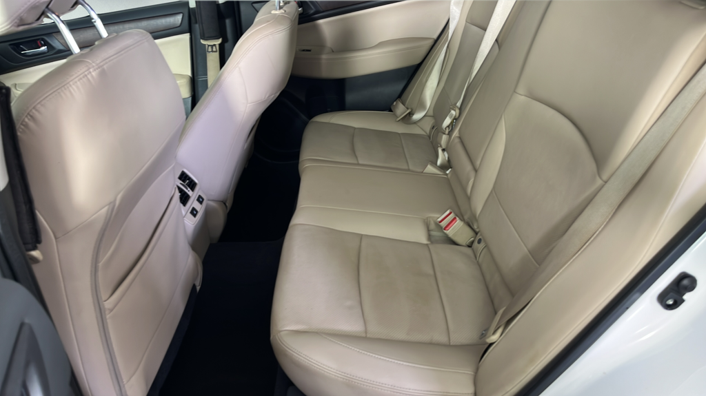Used 2016 Crystal White Pearl Subaru 3.6R image 18