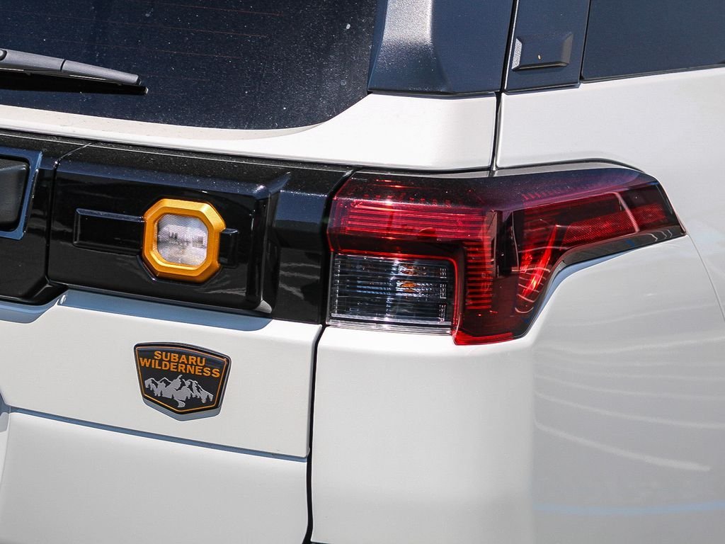 New 2026 CRYSTAL WHITE PEARL Subaru Wilderness image 7