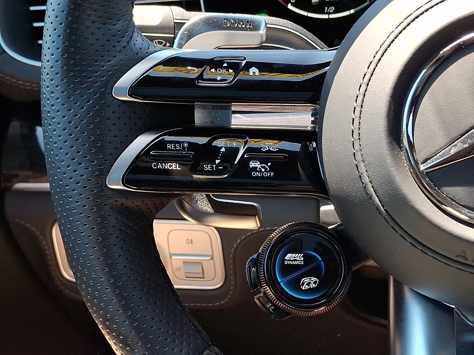 2025 Mercedes-Benz GLS AMG GLS 63 - Photo 23