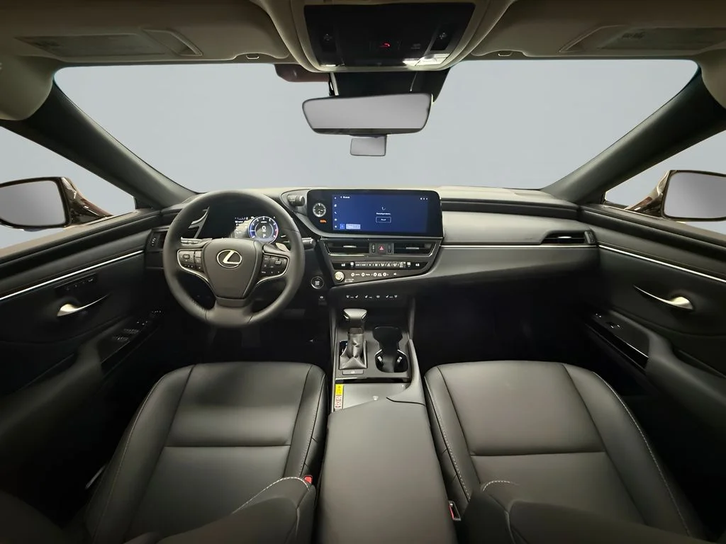 Used 2025 Silver Lexus 350 image 17