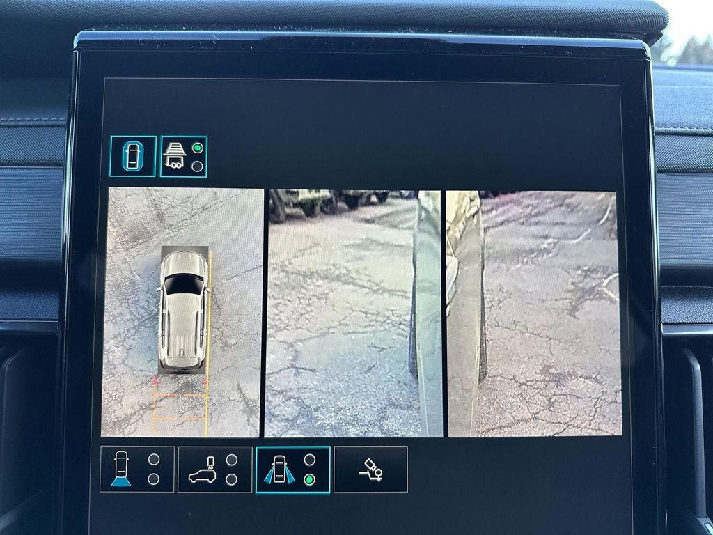 2026 GMC Acadia AT4 - Photo 32