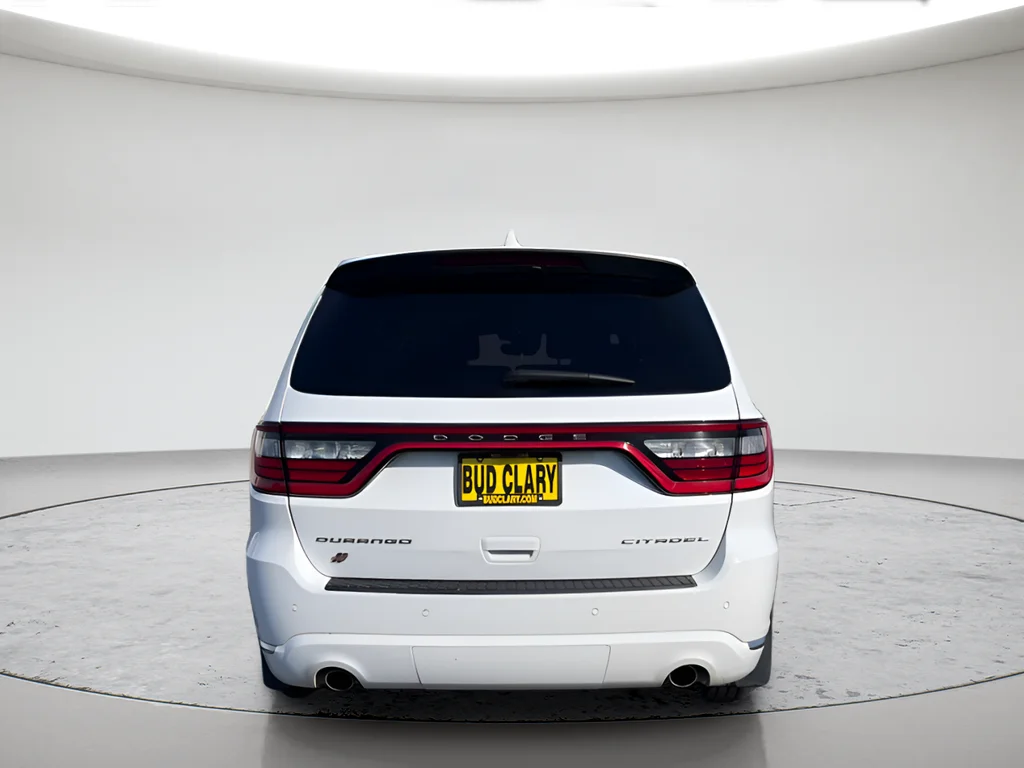 Used 2022 White Dodge Citadel image 4