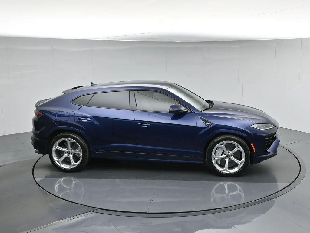 Used 2026 Blue Lamborghini SE image 41