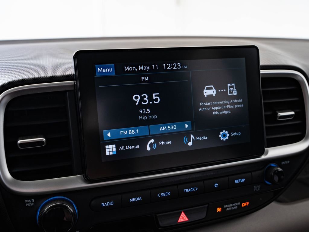 Used 2025 Mirage Green Hyundai SEL image 29