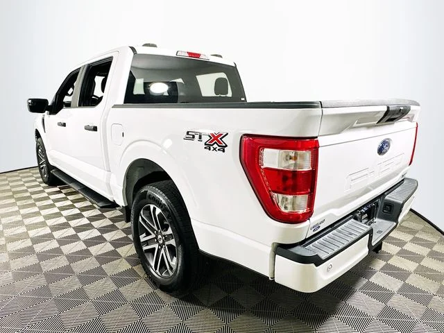Used 2021 White Ford XL image 5