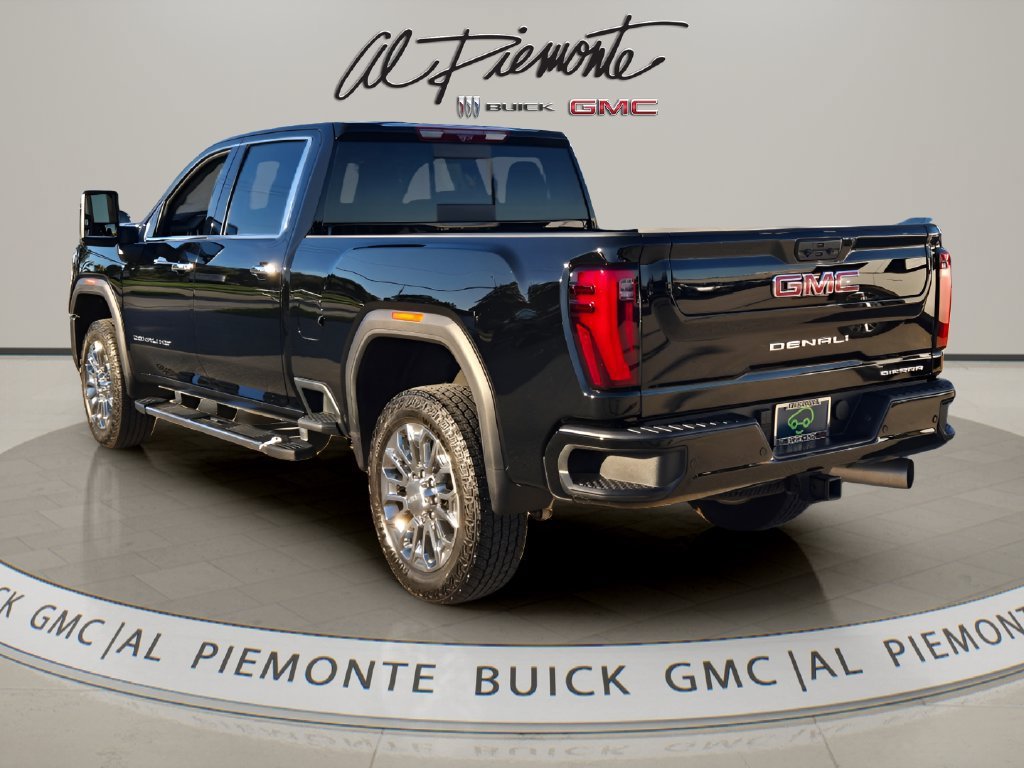 Certified Used 2025 Onyx Black GMC Denali image 4