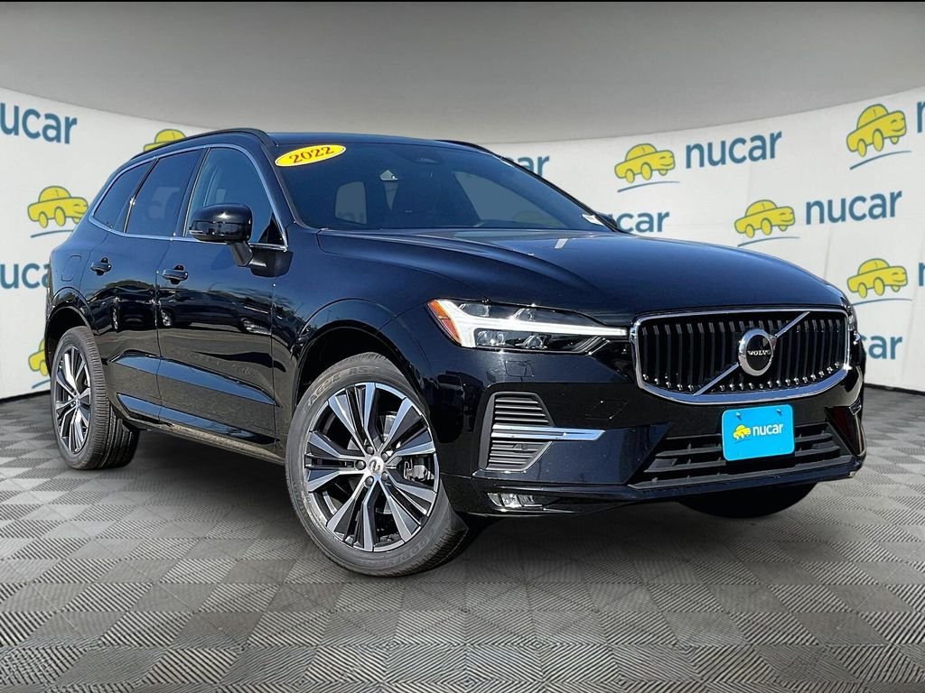 2022 Volvo XC60 B5 Momentum AWD's photo