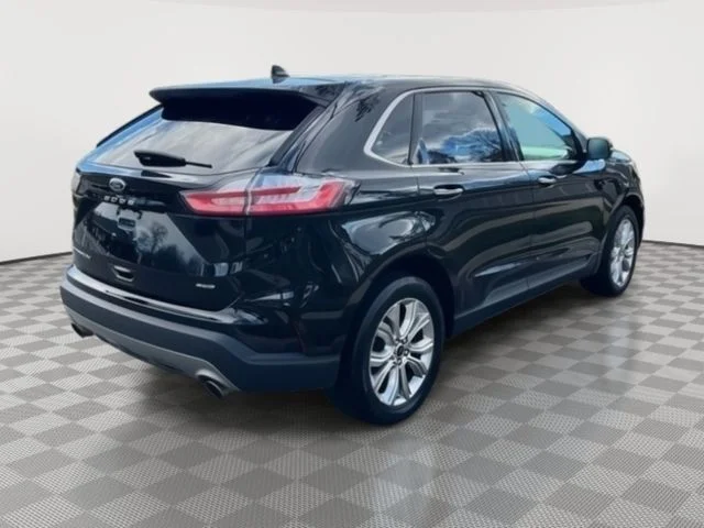 Used 2023 Black Ford Titanium image 5