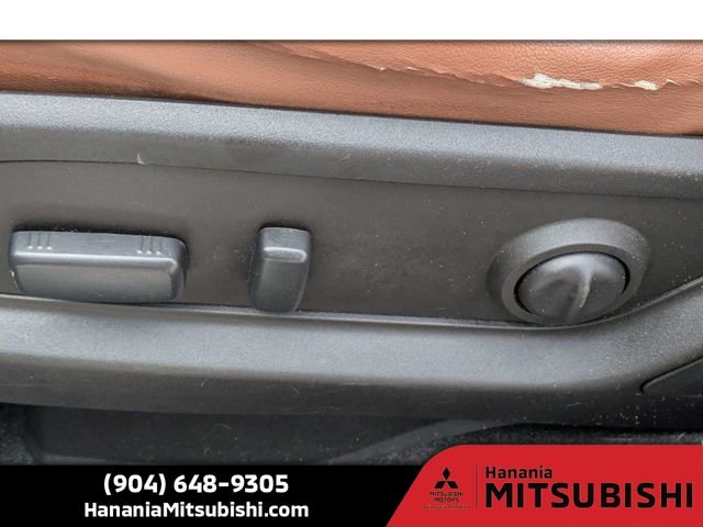 Used 2017 Red Chevrolet Premier image 21