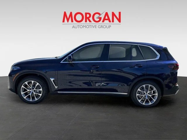 New 2026 Tanzanite Blue II Metallic BMW xDrive50e image 6