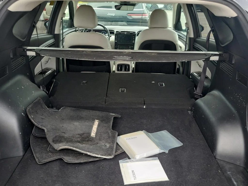 Certified Used 2022 Gray Hyundai SEL image 3