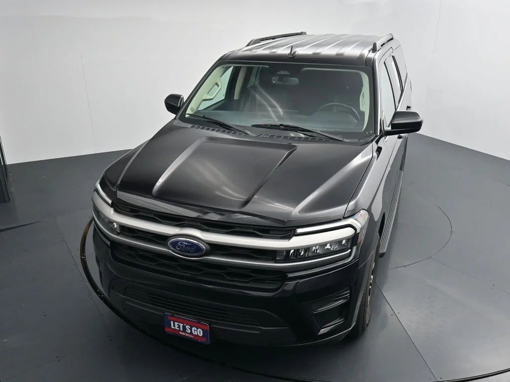 Used 2024 Black Ford XLT image 11