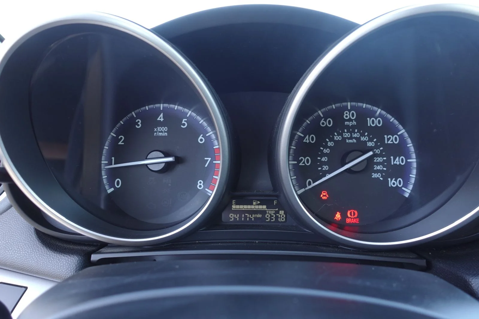 Used 2013 Crystal White Pearl Mica Mazda i SV image 18