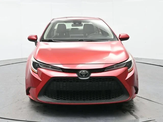 Used 2020 Barcelona Red Metallic Toyota LE image 2