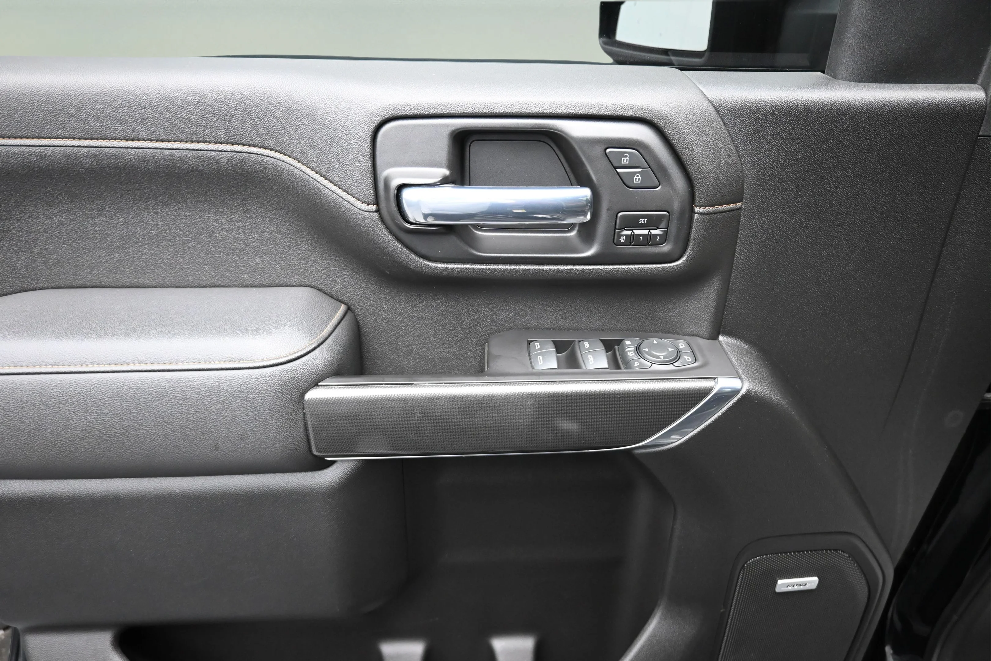 Used 2020 Onyx Black GMC AT4 image 10