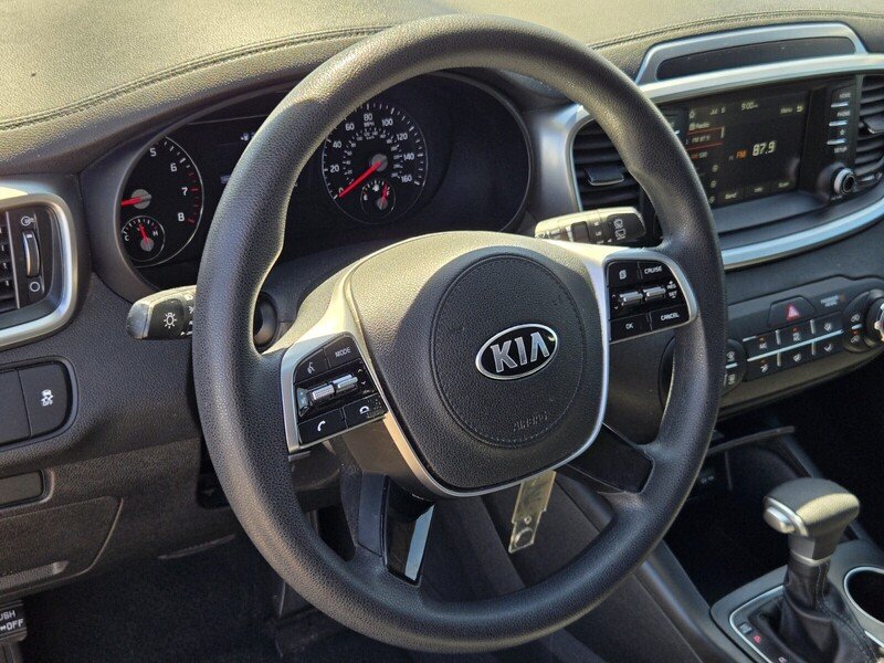 Used 2020 Ebony Black KIA L FWD image 19