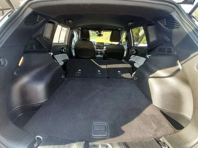 Used 2024 White Jeep Limited image 45