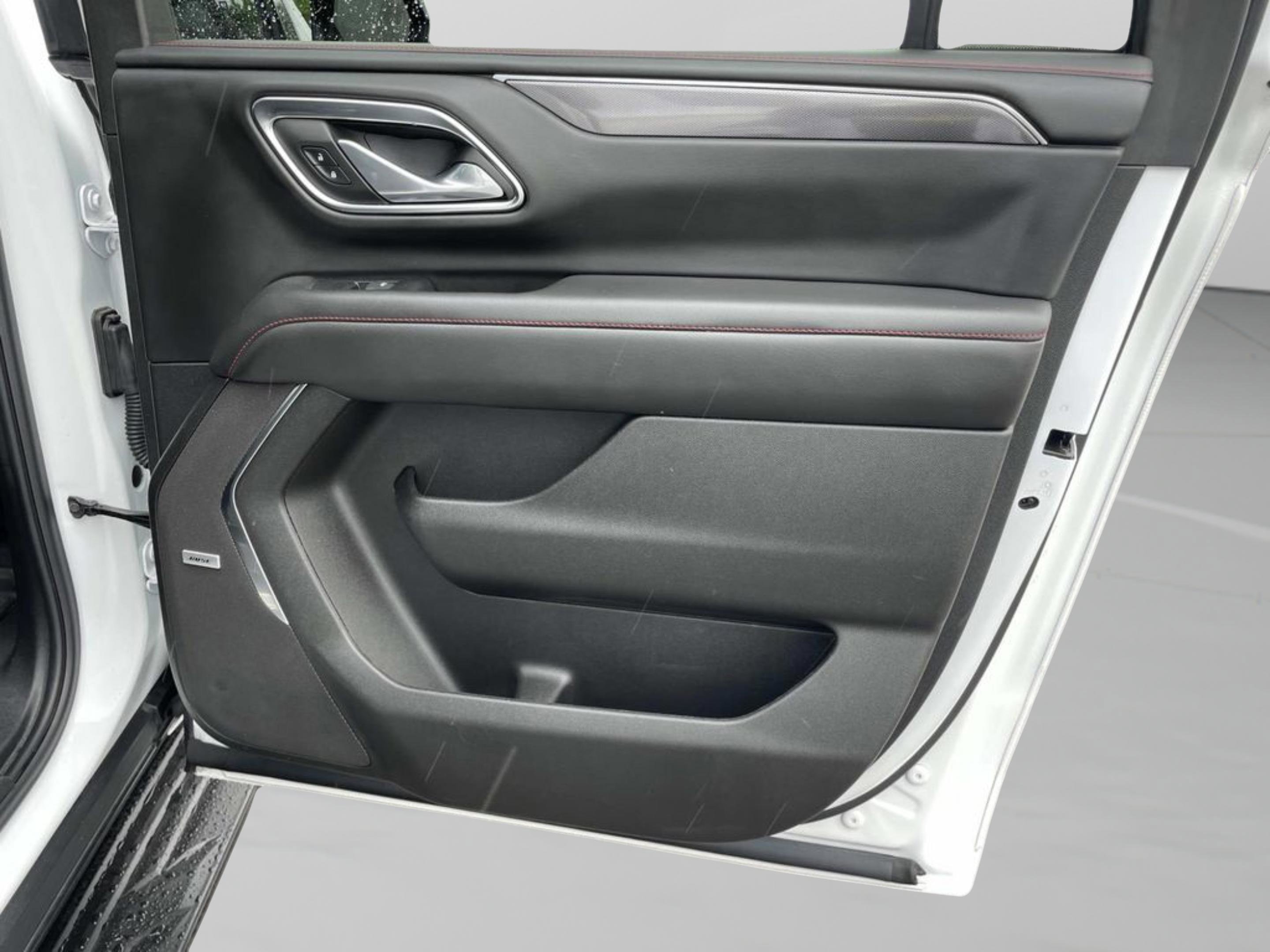 Used 2024 White Chevrolet RST image 15