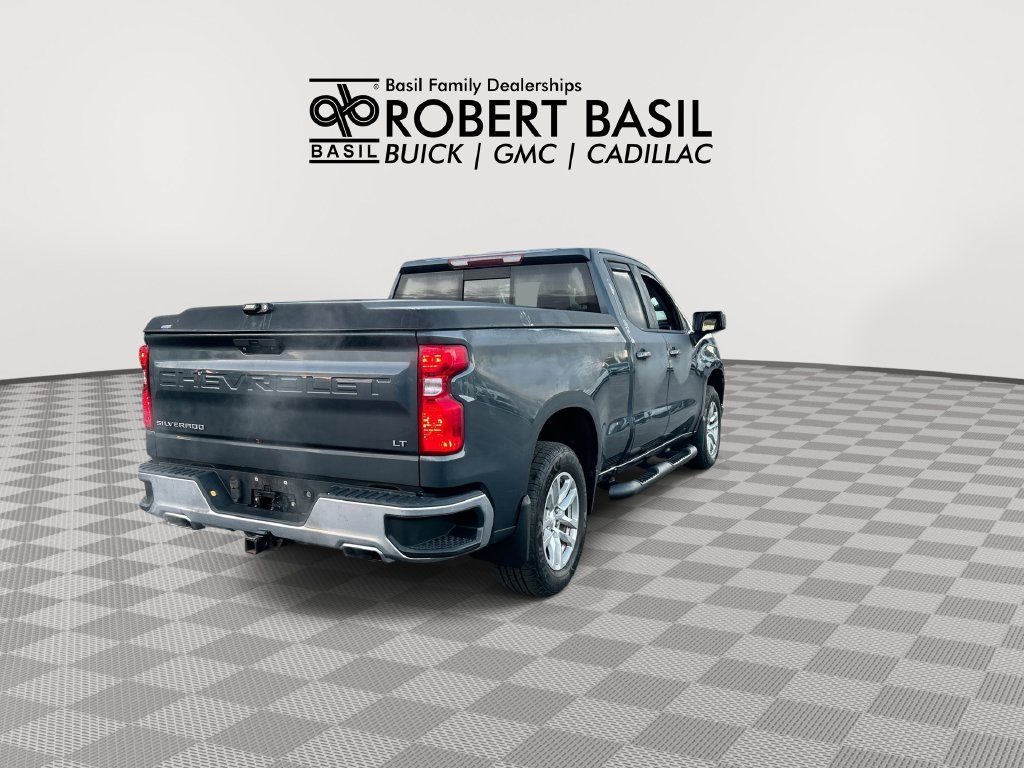 Used 2019 Gray Chevrolet LT image 8