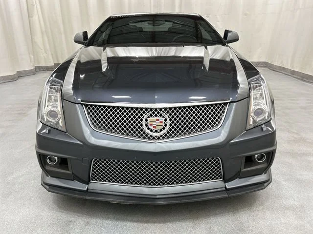 Used 2013 Gray Cadillac Base image 27