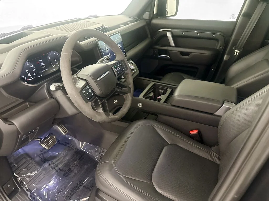 Certified Used 2024 Gray Land Rover V8 image 8