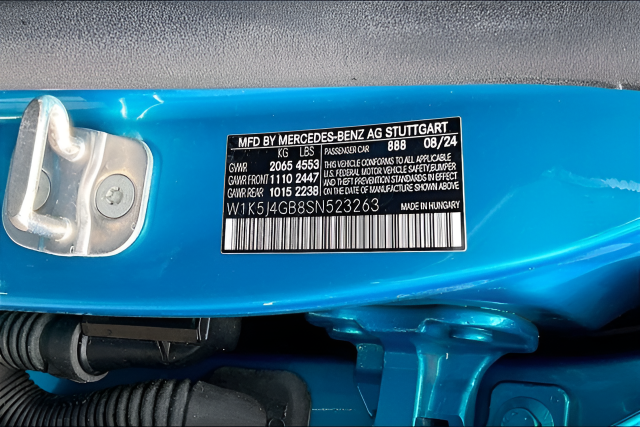 Used 2025 Blue Mercedes-Benz CLA 250 image 31