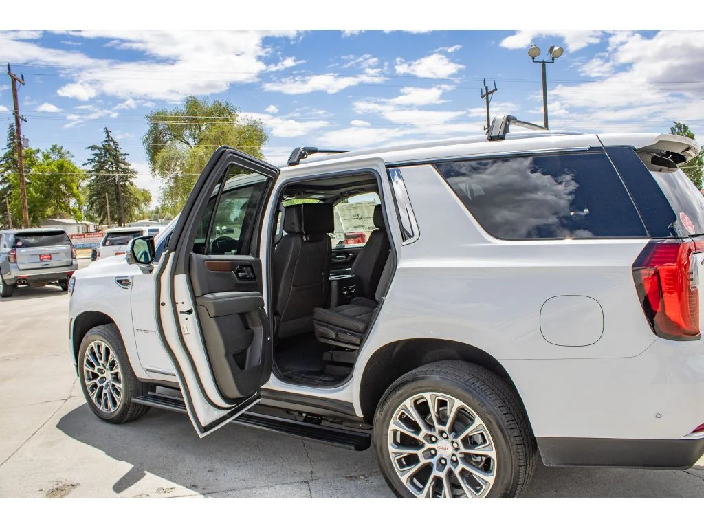 2026 GMC Yukon Denali - Photo 16