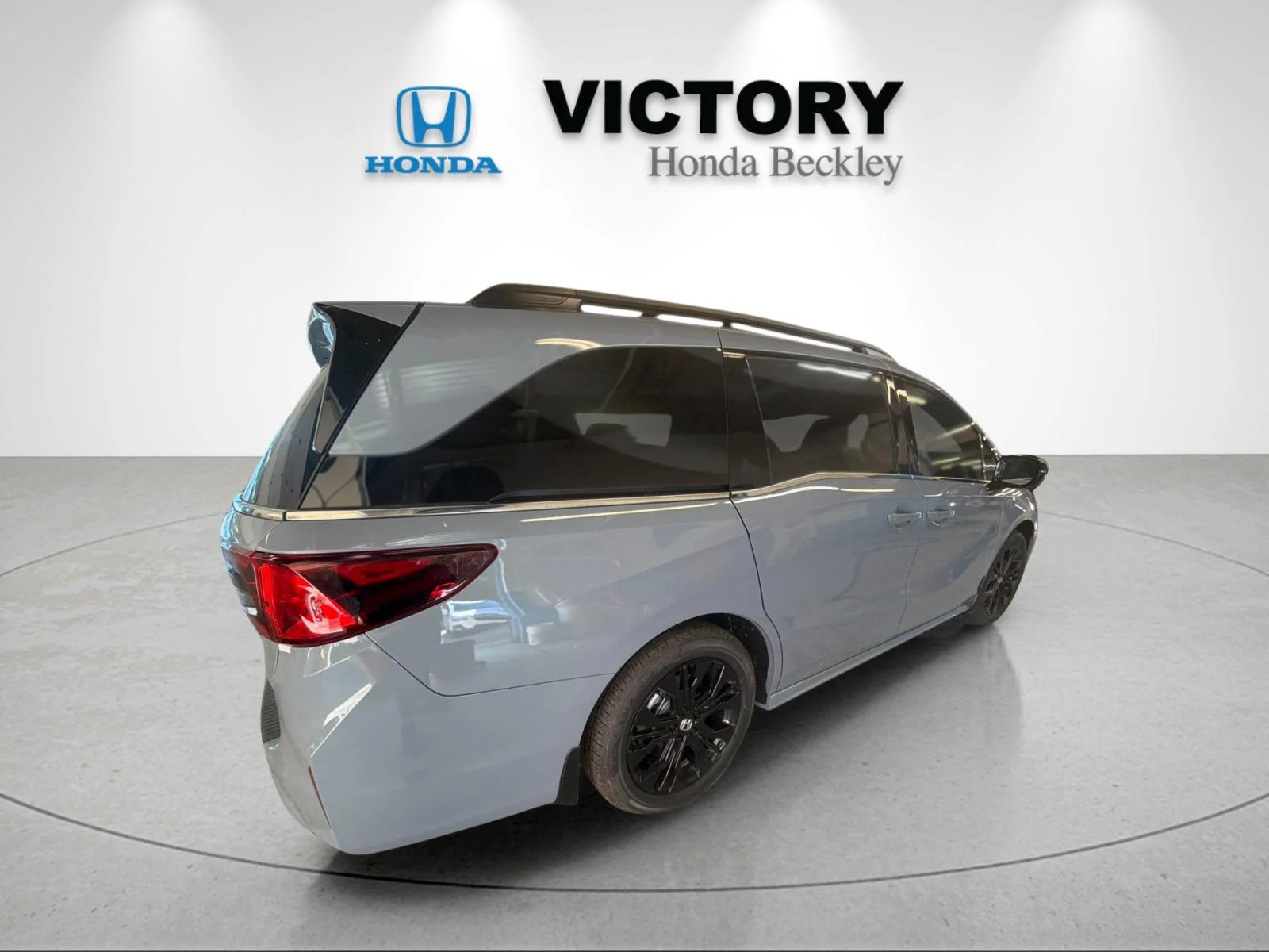 New 2026 Sonic Gray Pearl Honda Sport-L image 5
