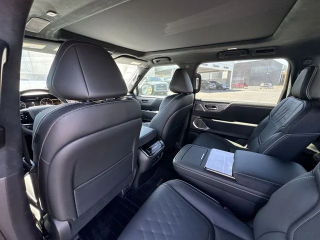 New 2026 Black INFINITI AUTOGRAPH image 22