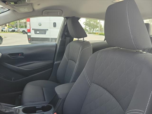 Certified Used 2024 CLASSIC SILVER METALLIC Toyota  image 21