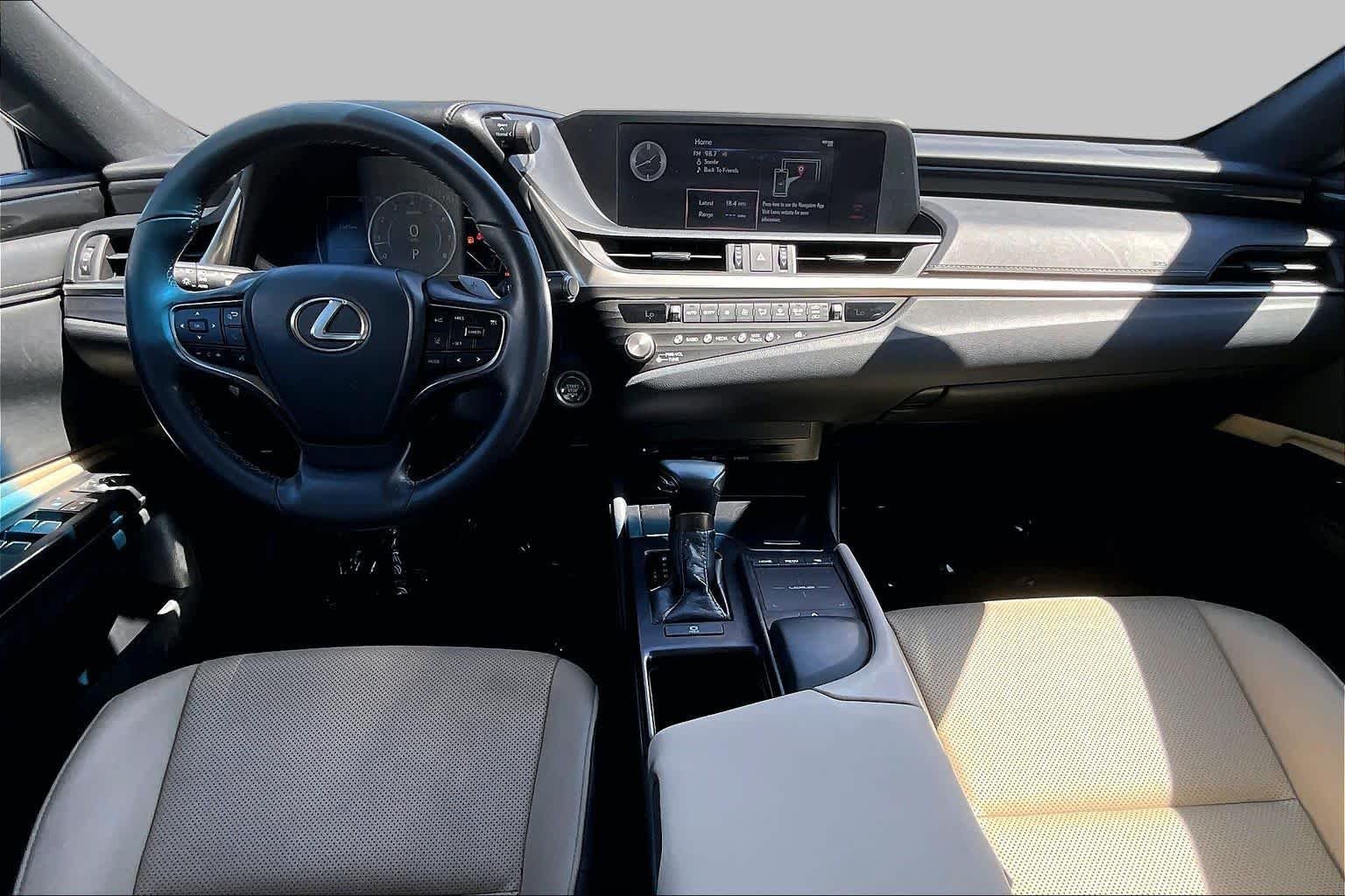 Certified Used 2021 Eminent White Pearl Lexus  image 15