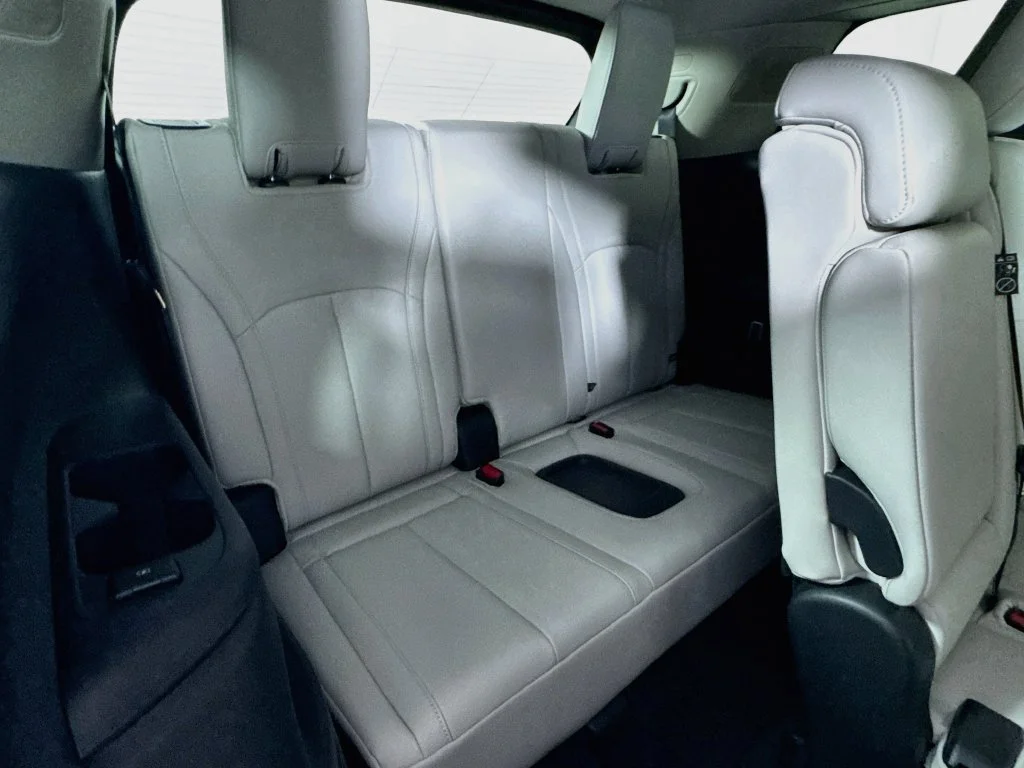 Certified Used 2027 White INFINITI PURE image 38