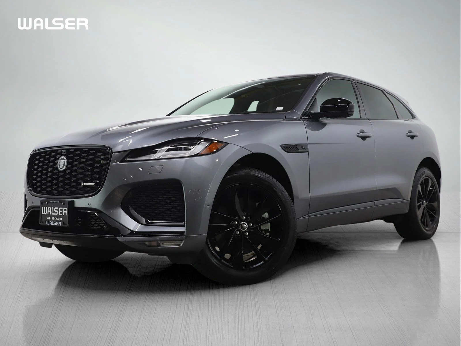 2025 Jaguar F-PACE R-Dynamic S