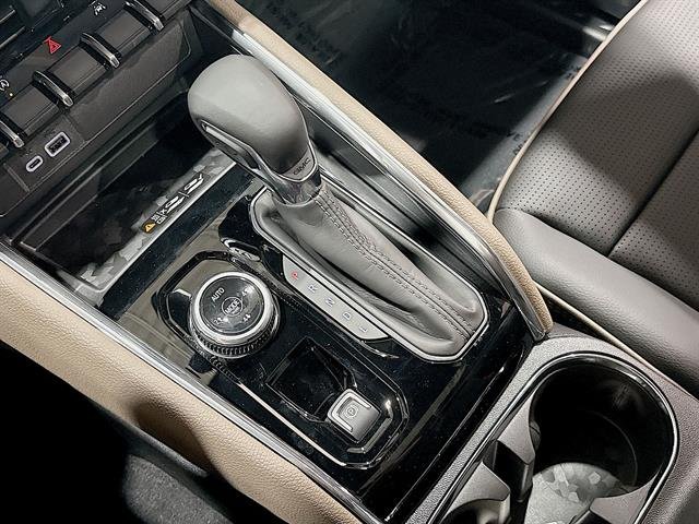 2026 GMC Canyon Denali - Photo 16