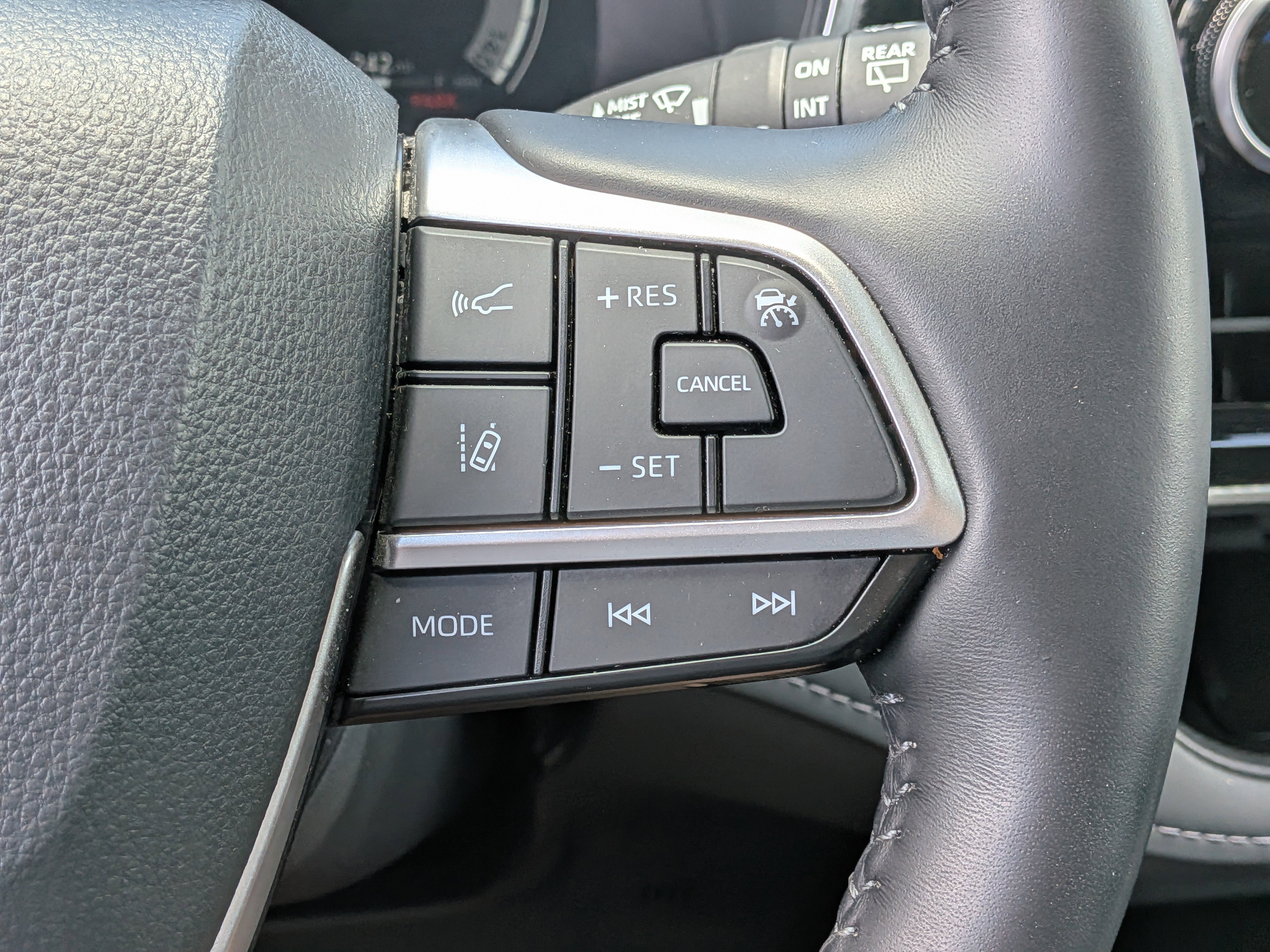 2024 Toyota Highlander Platinum - Photo 27