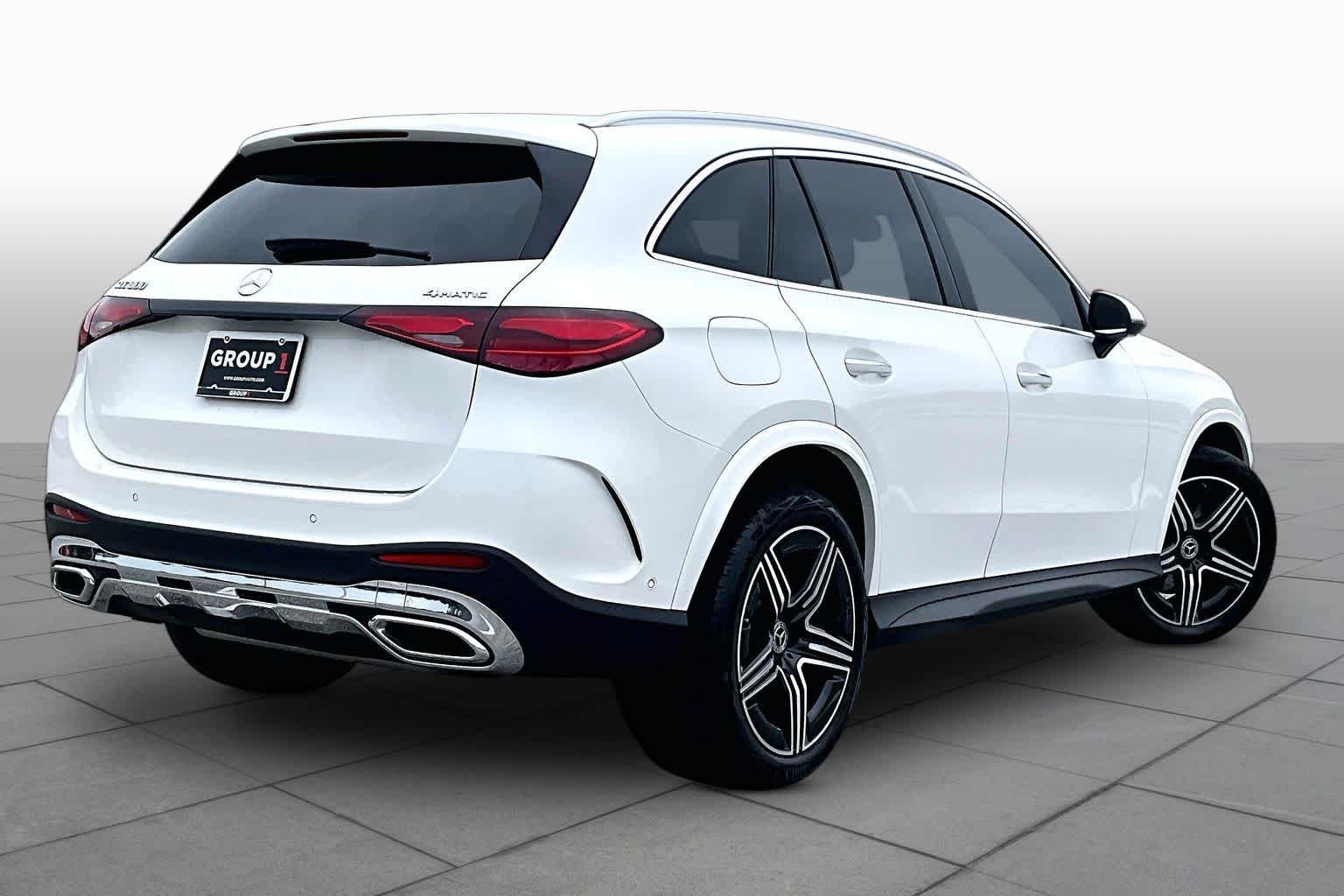 Used 2026 Polar White Mercedes-Benz GLC 300 image 13