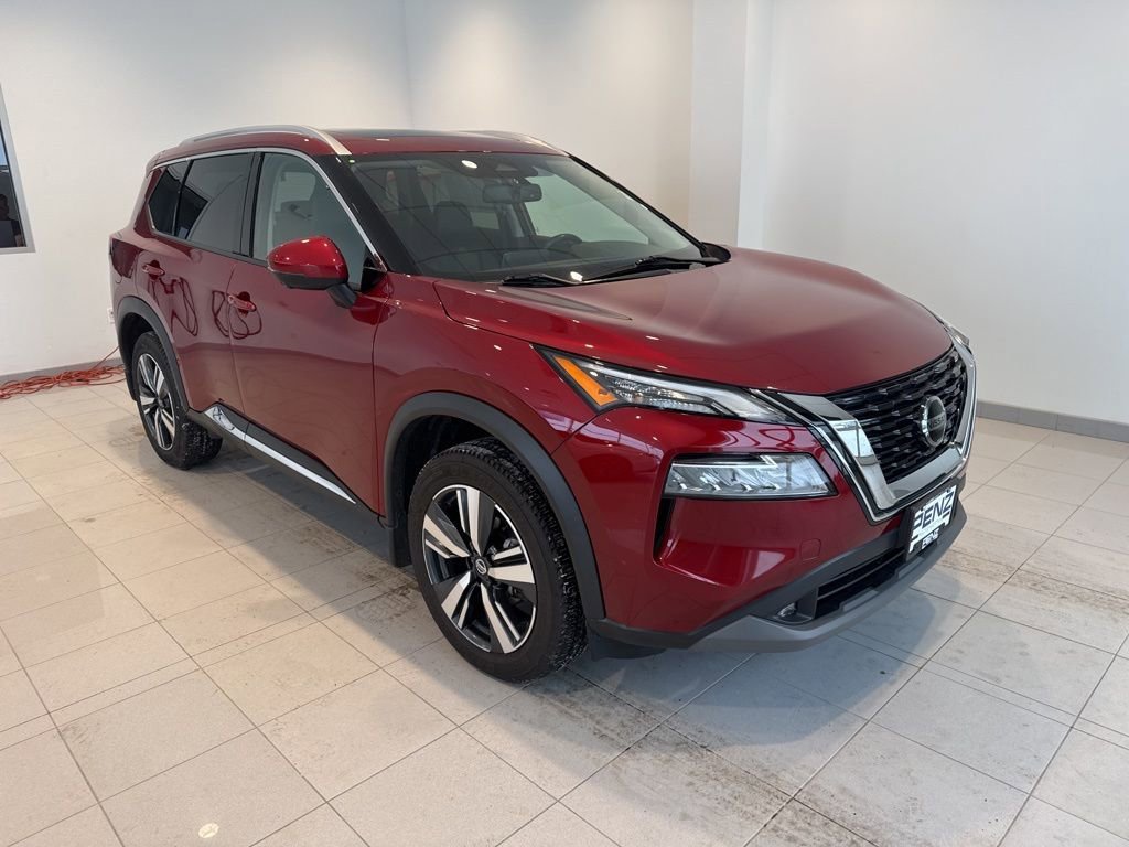 Used 2021 Nissan Rogue SL with VIN 5N1AT3CB9MC674108 for sale in Spring Valley, Minnesota