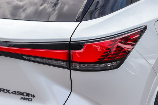 2026 Lexus RX 450h+ Luxury - Photo 8