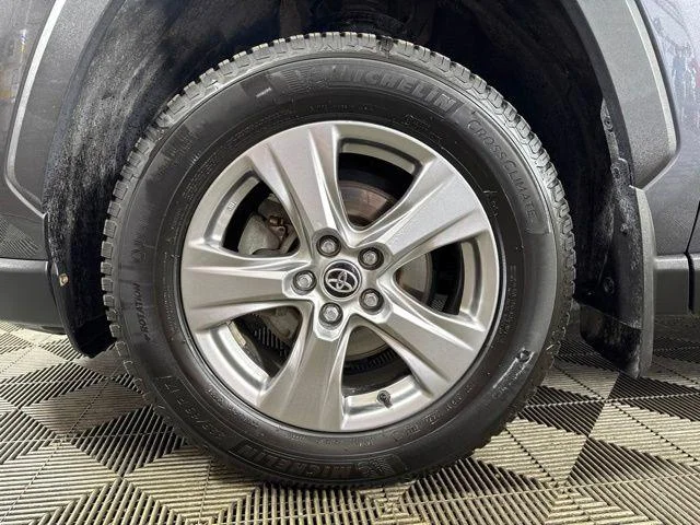 Certified Used 2024 MAGNETIC GRAY MET. Toyota  image 10