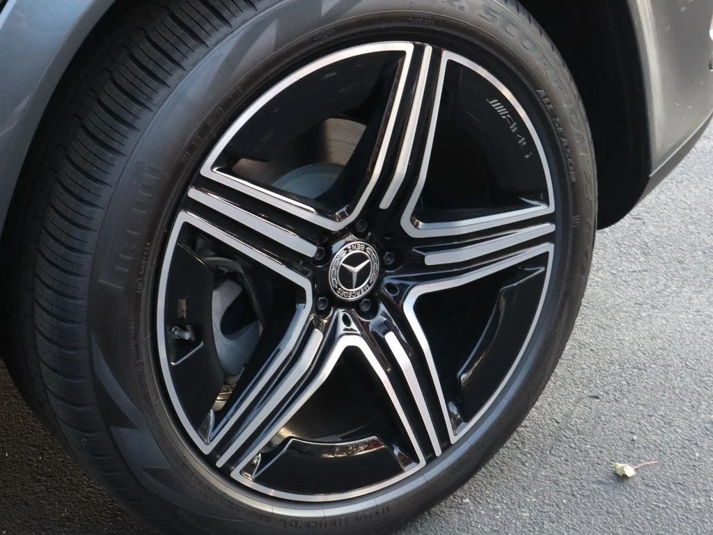 New 2026 Selenite Grey Metallic Mercedes-Benz GLE 580 image 53