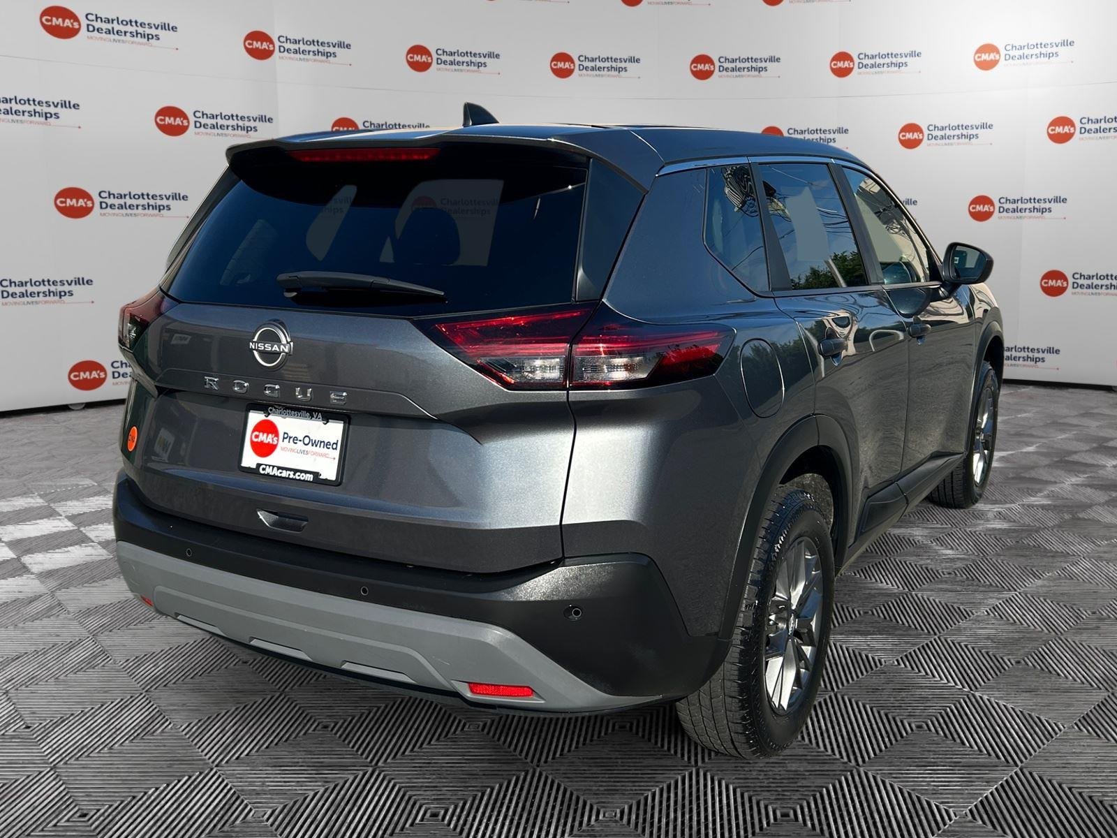 Used 2023 Gun Metallic Nissan S image 5