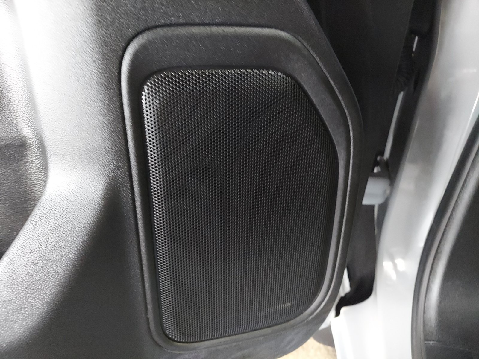 Used 2025 Slate Gray Metallic Chevrolet Custom image 25
