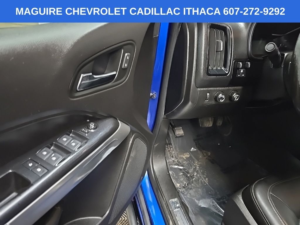 Used 2019 Blue Chevrolet ZR2 image 27