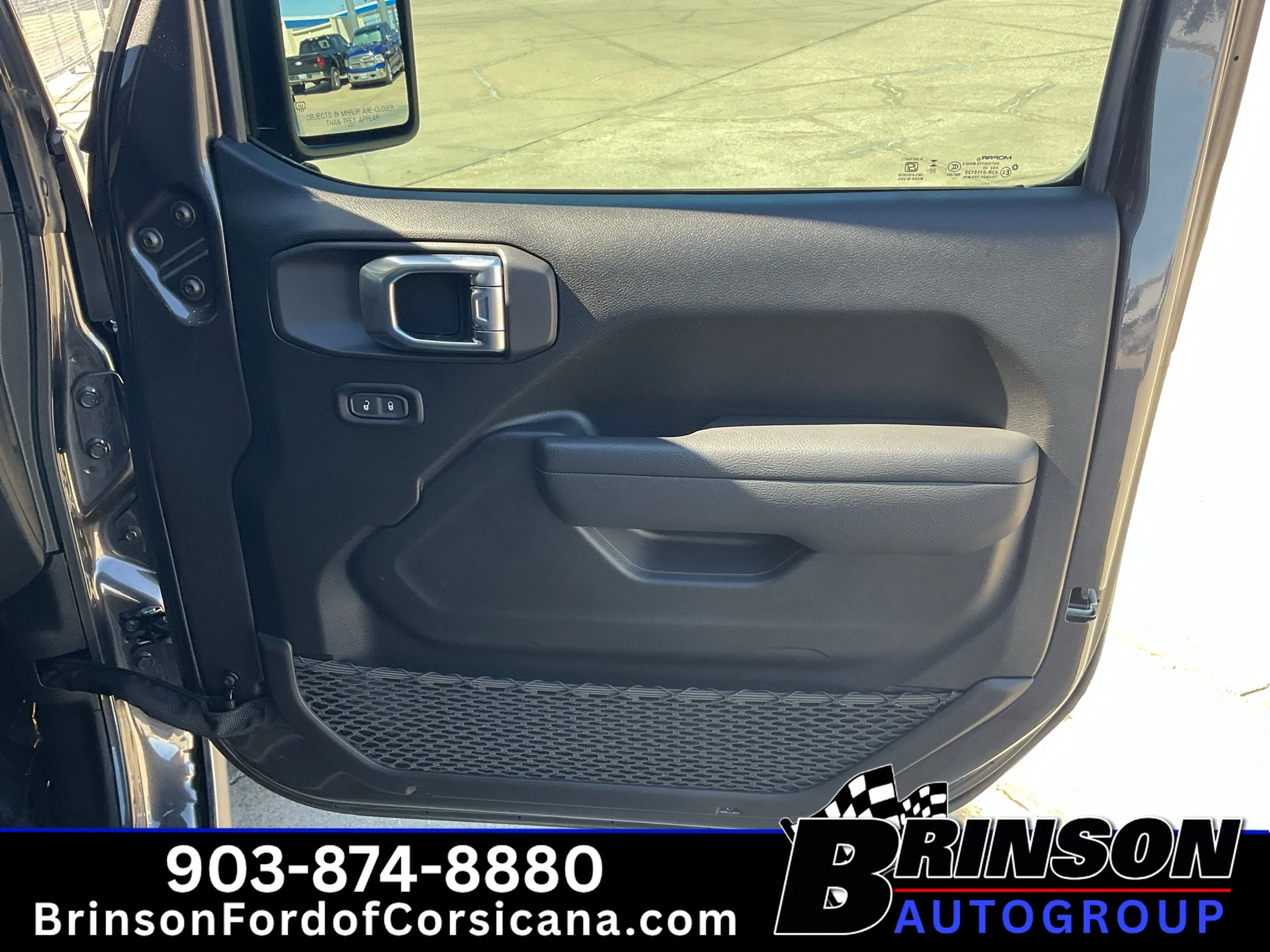 Used 2026 Granite Crystal Metallic Clearcoat Jeep Willys image 19