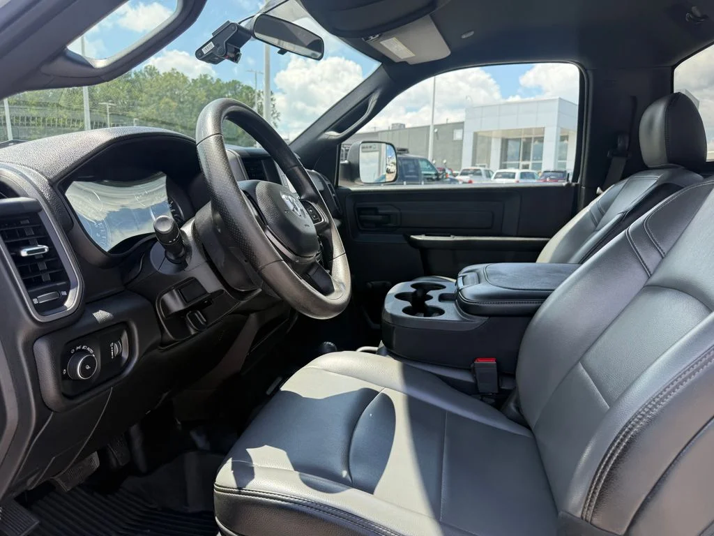 Used 2022 White Ram Tradesman image 3