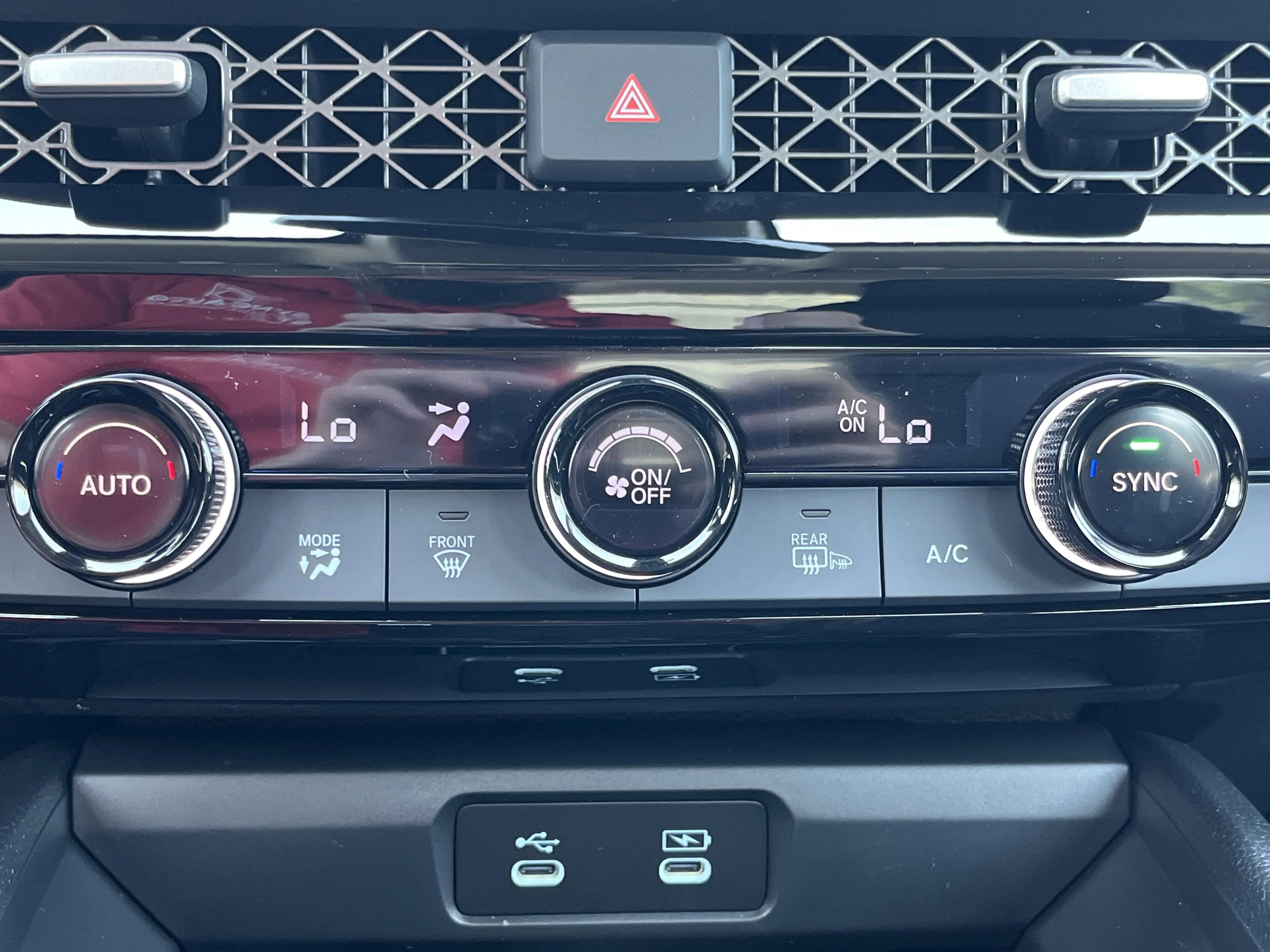 2025 Honda Accord Hybrid EX-L - Photo 6