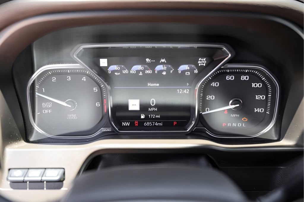 Used 2021 WHITE FROST TRICOAT GMC Denali image 14